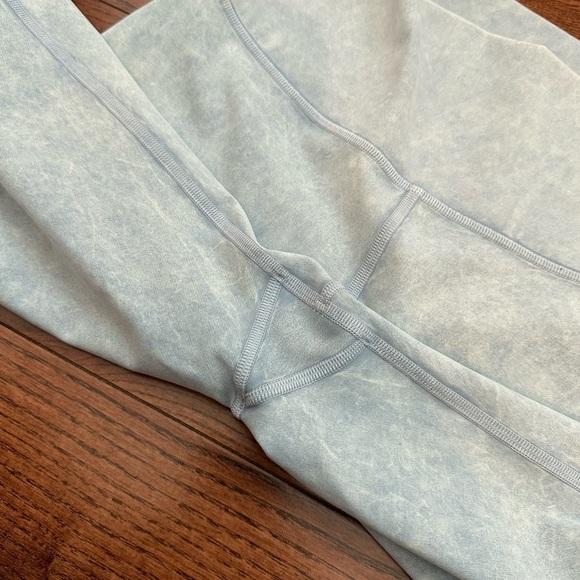 Lululemon Wunder Under High-Rise Tight *Snow Washed 28" - Picture 11 of 12